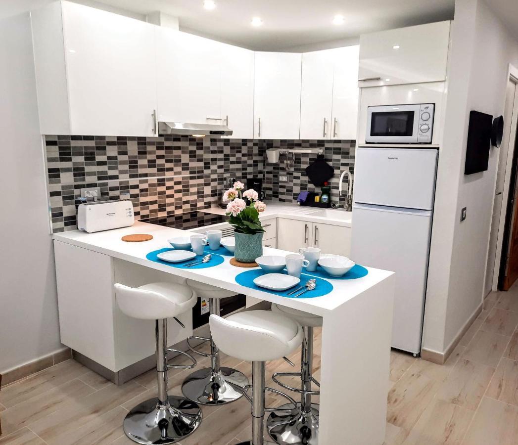 Modern Apartment In Costa Adeje With Shared Pool Playa Feñabe Kültér fotó